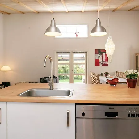 Holiday Lxxvii Holiday home Hals